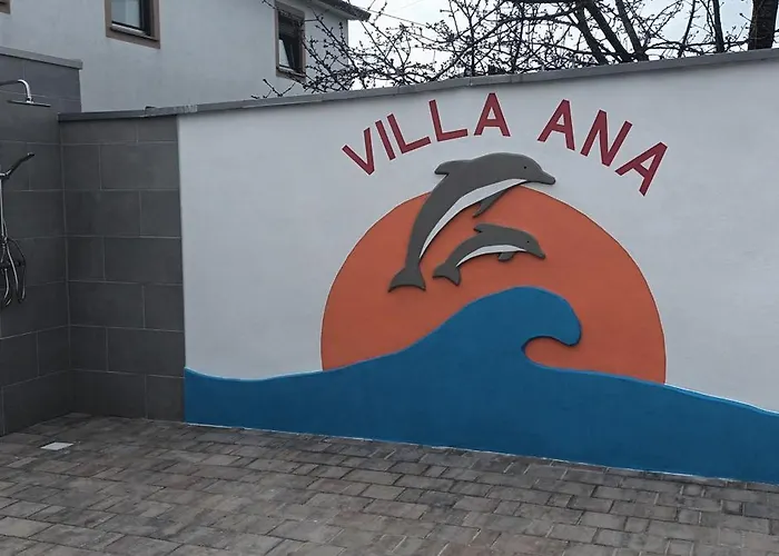 Villa Ana