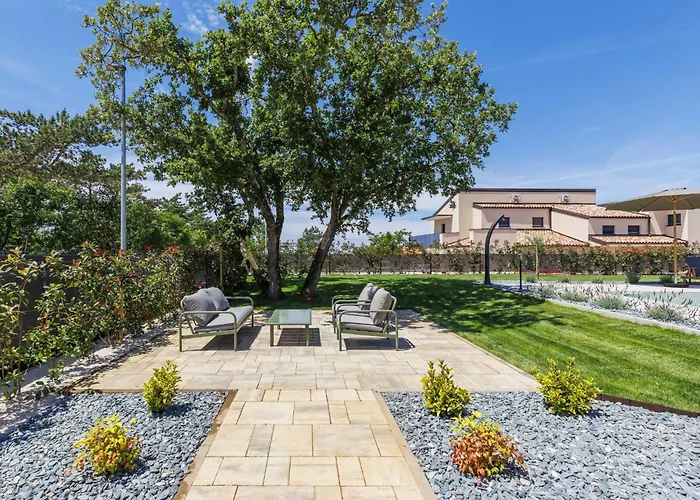 Villa Tramonto By Interhome