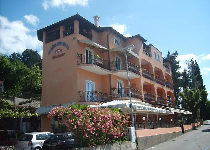 Villa Volosko With Private Parking And Breakfast,Seaview